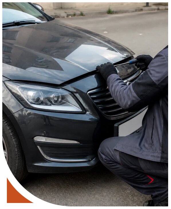 Вскрытие капота автомобиля в Урюпинске от 2575 р. | Разлок-Рюп